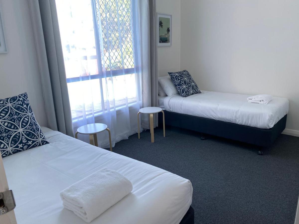 Ocean Park Motel & Holiday Apartments コフスハーバー エクステリア 写真